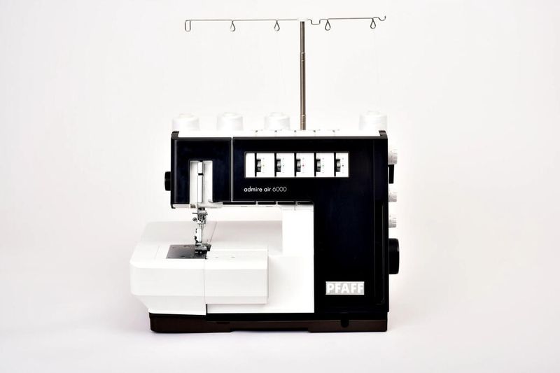Pfaff Admire Air 6000 Coverlock